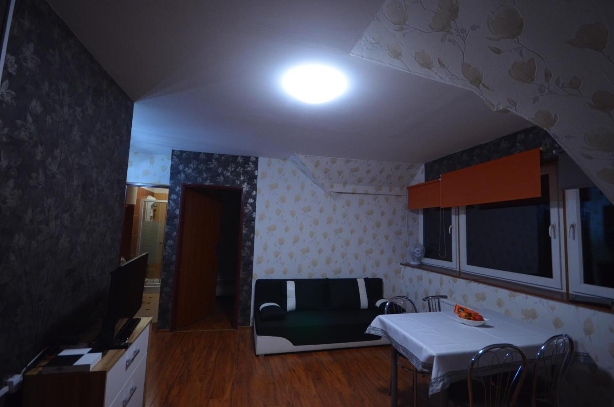 Apartment Pod Modrzewiem Mieszkania Wakacyjne